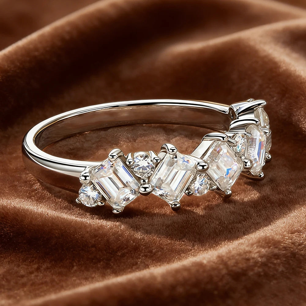 Moissanite Emerald Round Cut Lab Diamond Women's Full Eternity Ring in 925 Sterling Silver