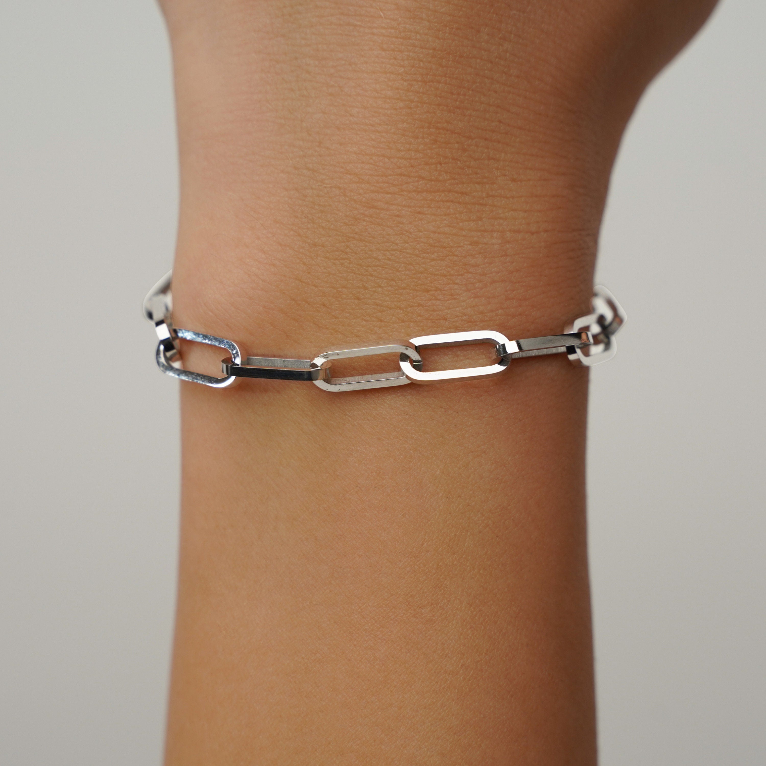 18K Gold Paperclip Chain Bracelet for Women - Dainty Minimalist Design with 6mm Large Links