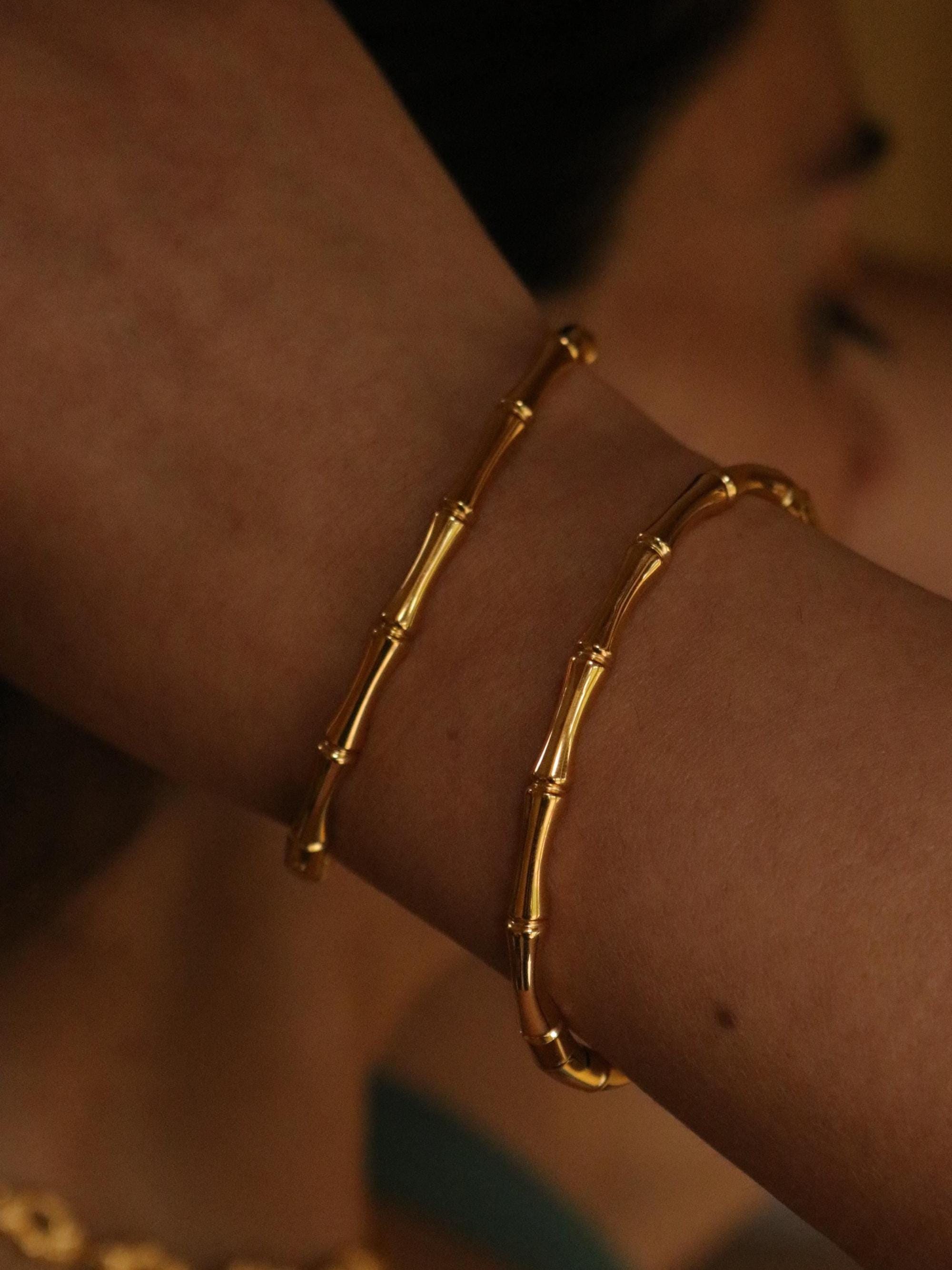 Chunky 18Kt Gold Bangle Set - Minimalist Oval and Bamboo Design